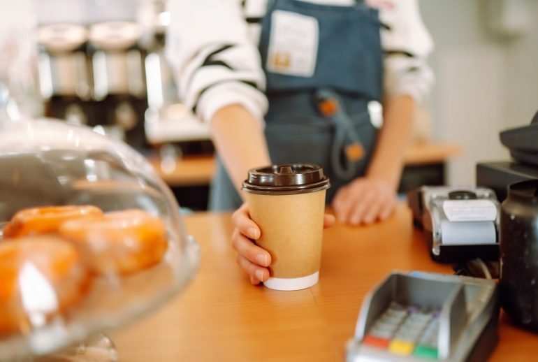 Are Stores Required to Give You Holders with Your Coffee